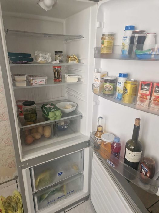 хладилник с фризер whirlpool