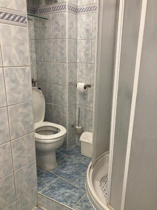 Тристаен апартамент под наем в Център