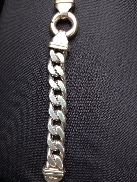 Vând brățară masivă 40 grame