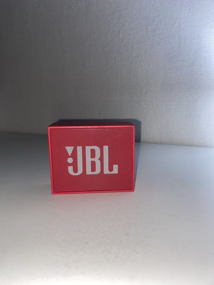 Продам колонку JBL