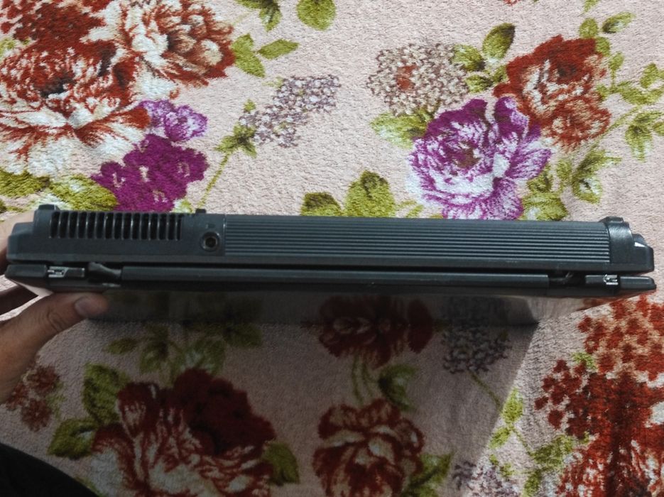 Noutbok Acer sirochna sotiladi