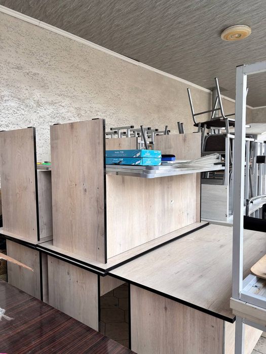 Столы и стулья в комплекте