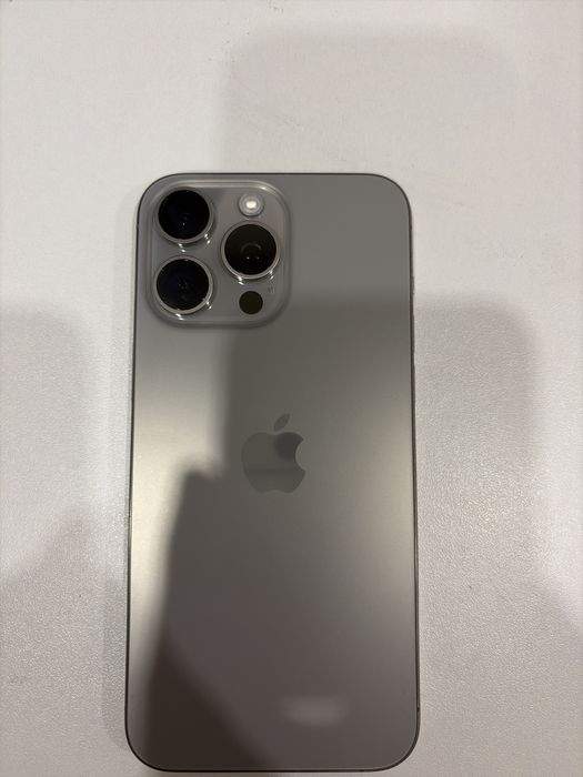 Айфон 15 про макс