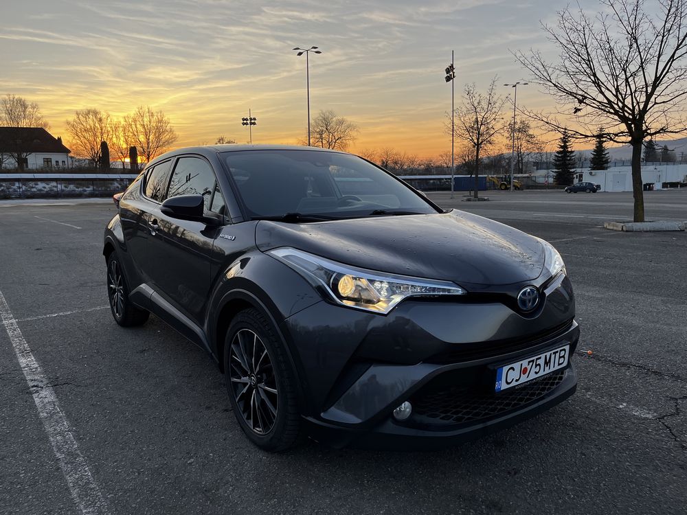 Toyota C-HR Hybrid 1.8L