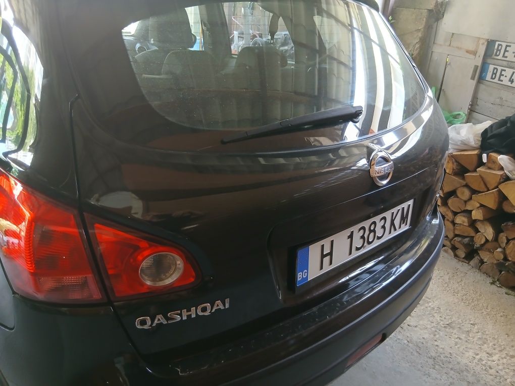 Кола Nissan Qashqai