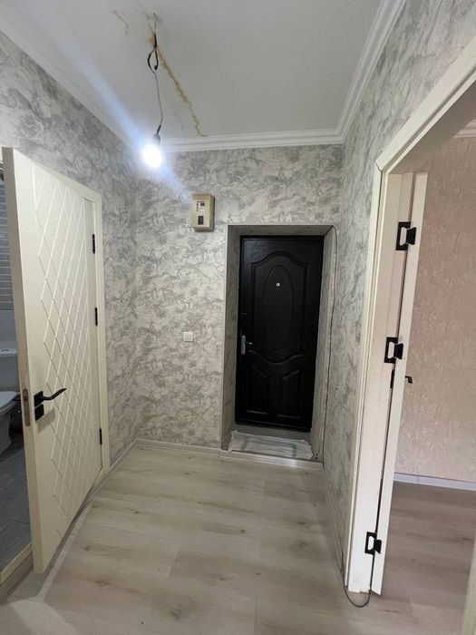 Яшнабадский район, продаётся квартира 2/3/4 кирпичный, собственник