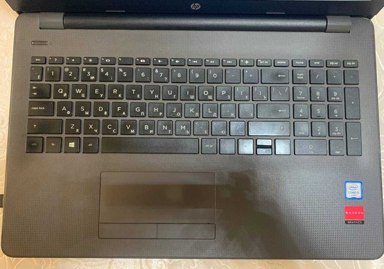 Hp, intel core i3 6 th gen, ozu 8 gb/128 gb ssd, 512 gb hdd