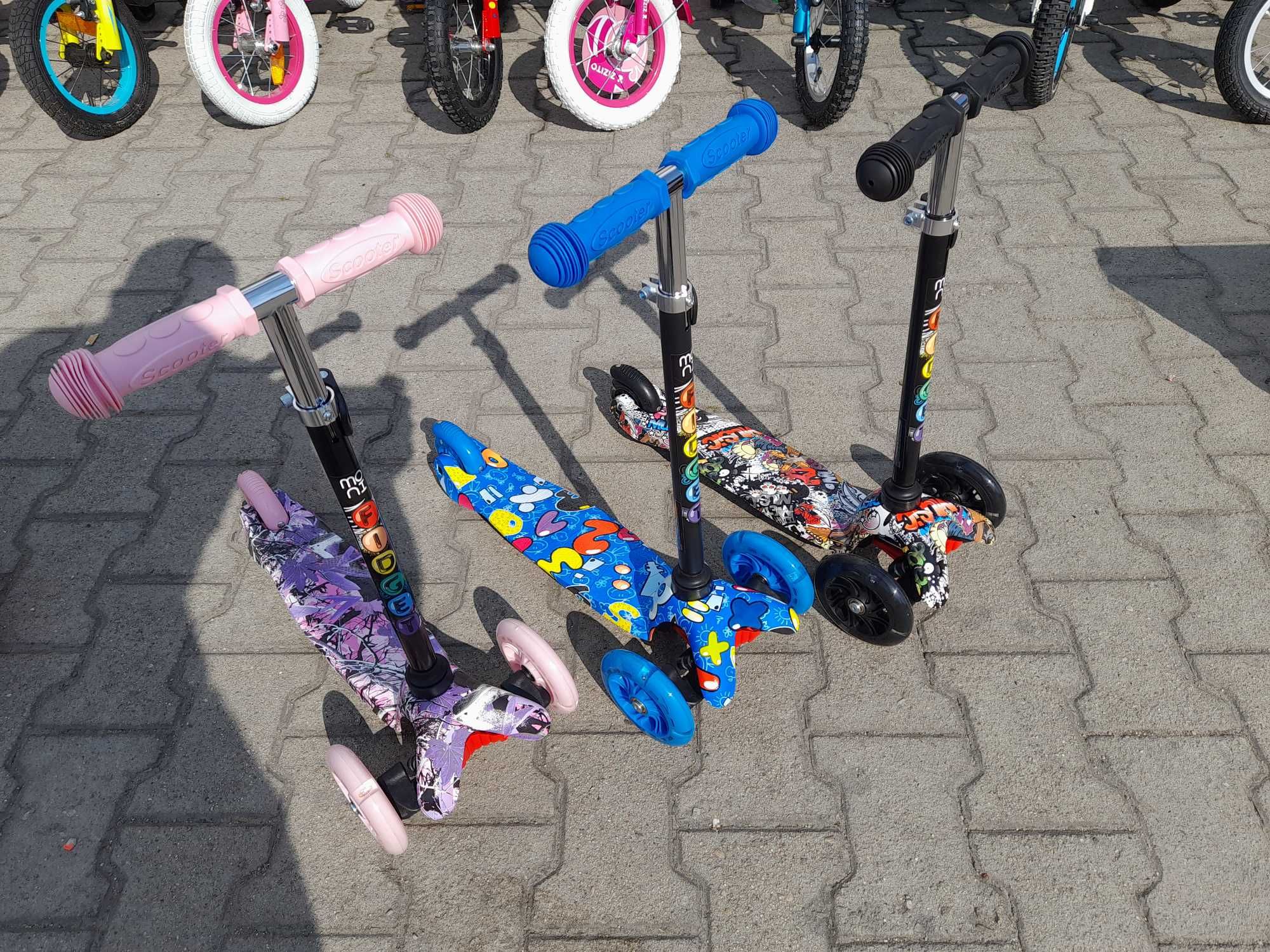 MONI Детска тротинетка FIDGET