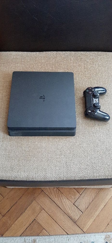 PS4 slim, 500 GB