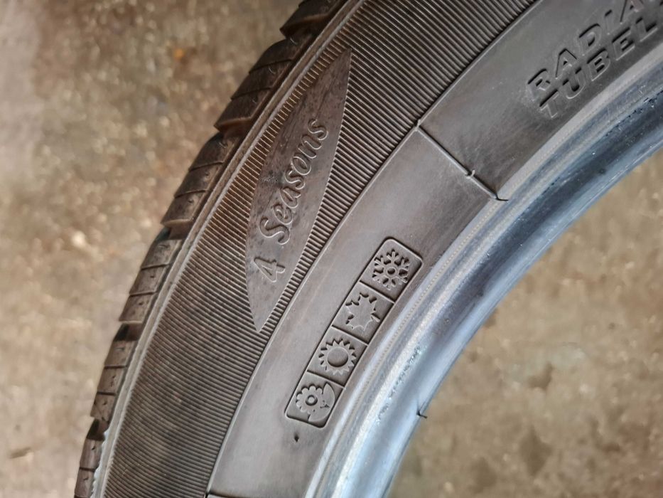 2 Всесезонни гуми Супериа 245/45/18 ДОТ24 7мм (безплатно поставяне)