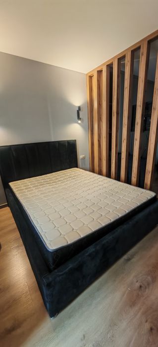 Продам двухспальную кровать