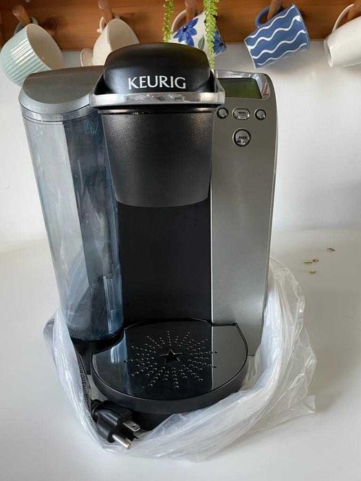 Aparat cafea: Keurig B70 Platinum Single-Cup Platinum