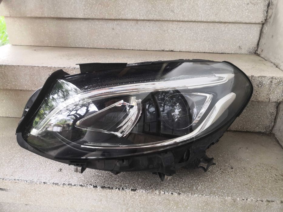 Фар Mercedes W246 B-classa LED ляв/Фар Мерцедес W246 Оригинален