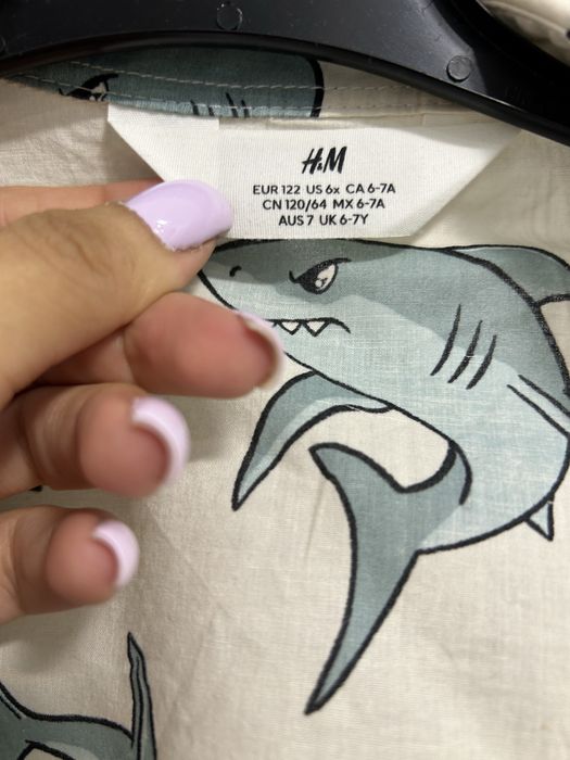 Camasi H&M marimea 122/128