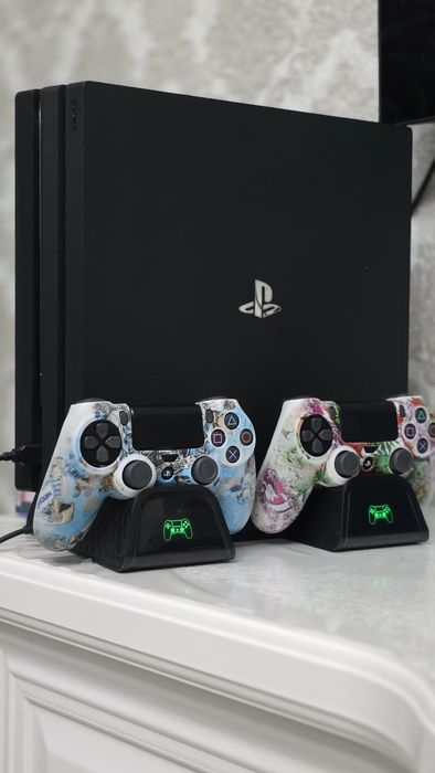 Sony Playstation 4 Pro 1Tb