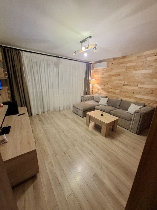 2 Camere Metrou Berceni cu Parcare si Centrala