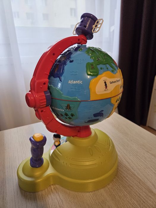 Glob pamantesc interactiv pentru copii, Rosu, SALAMANDRA KIDS®