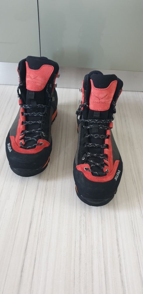 Salewa Crow Gore - Tex Vibram / 42.5 /27.5см ОРИГИНАЛ! Мъжки  обувки!