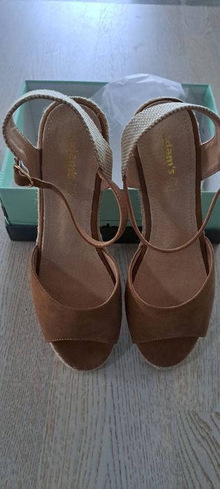 Sandale din piele interior-exterior cu platforma