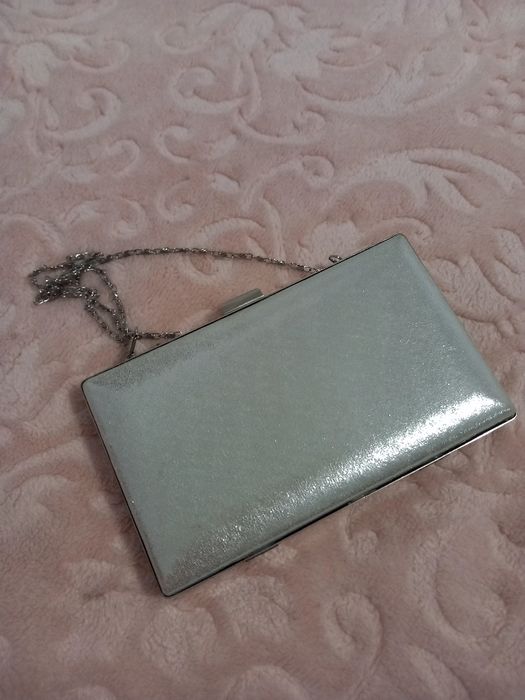 Официална сребриста чанта