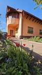 Exclusivitate -Casa Bunloc,singur  curte,priveliste,mobilata,235000 E
