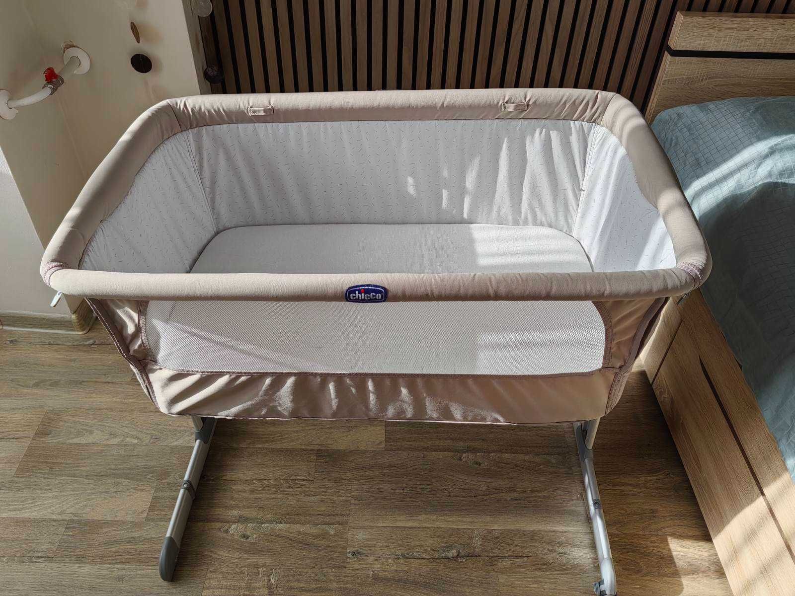 CHICCO Мини кошара - кошче с падаща преграда NEXT 2 ME ESSENTIAL BEIGE