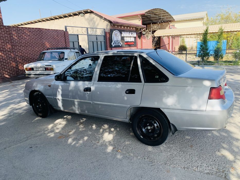 Nexia 2 dons 1.6