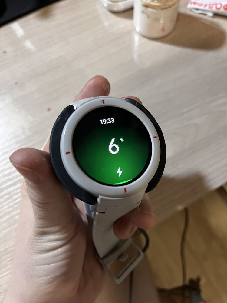 Продам Смарт-часы XIAOMI Amazfit Verge Lite White