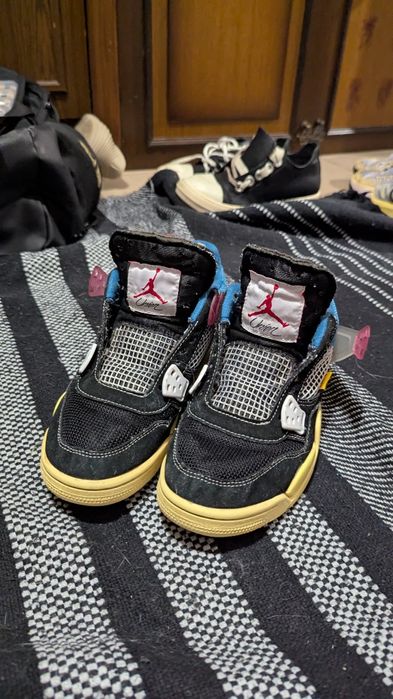 Jordan 4 union low