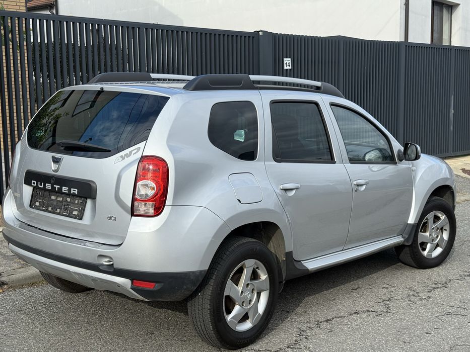 Dacia Duster 1.5 Diesel 4x4 la buton
