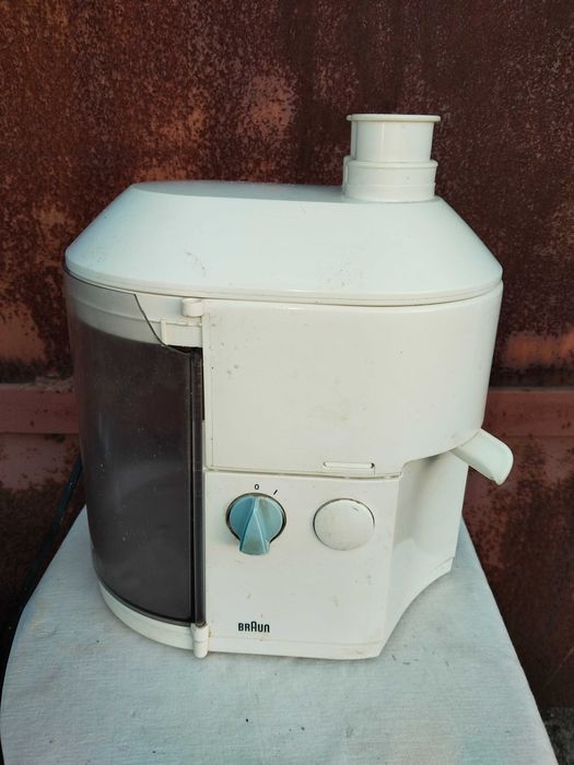 Соковыжималка  фирмы BRAUN