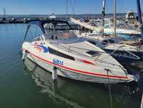 Продавам моторна яхта BAHIA 2001