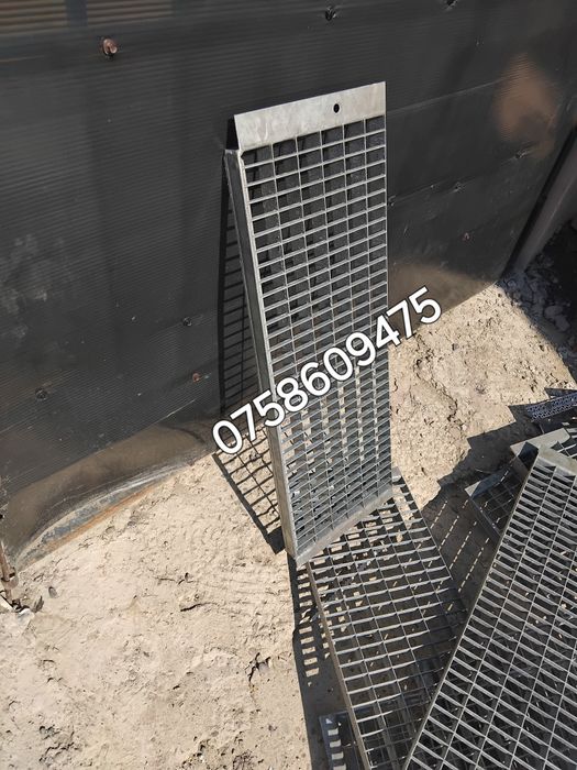 Trepte zincate 130x24