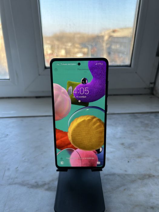 Телефон Samsung A51