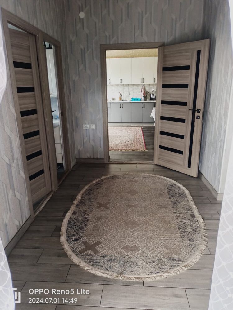 дом  новый , кирпичный из  6ти комнат