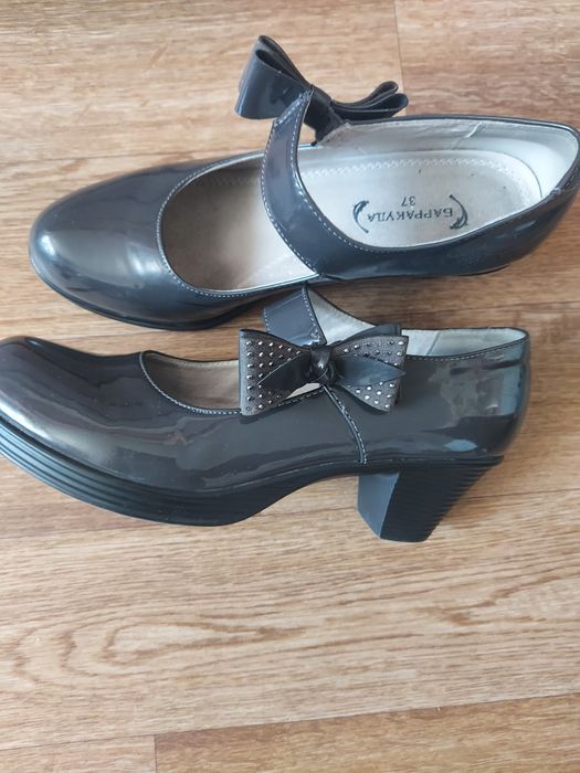 Продаю туфли в отличном состоянии