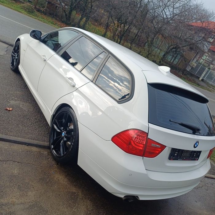 Seria 3 / 2011 / 2.0 Diesel 143 cp / Euro 5 / Navi / Clima / Piele / J