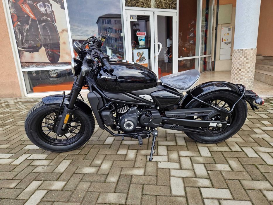 CF Moto CL-C 450 Bobber