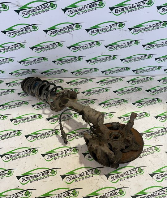 Fuzeta fata dreapta Opel Corsa C