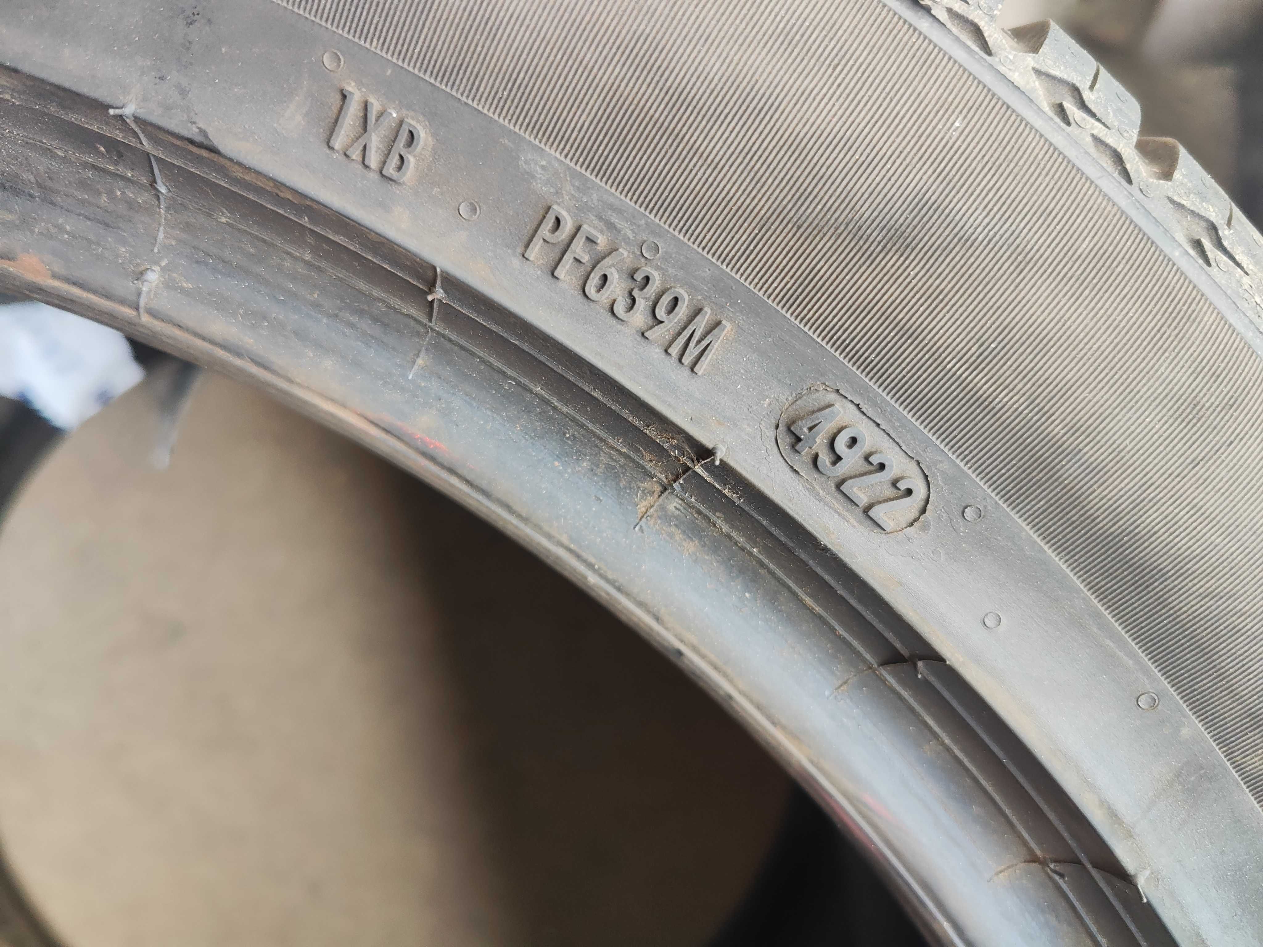 2бр.всесезонни гуми 235/45/20 Pirelli