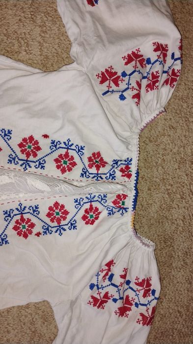 ie romaneasca traditionala veche