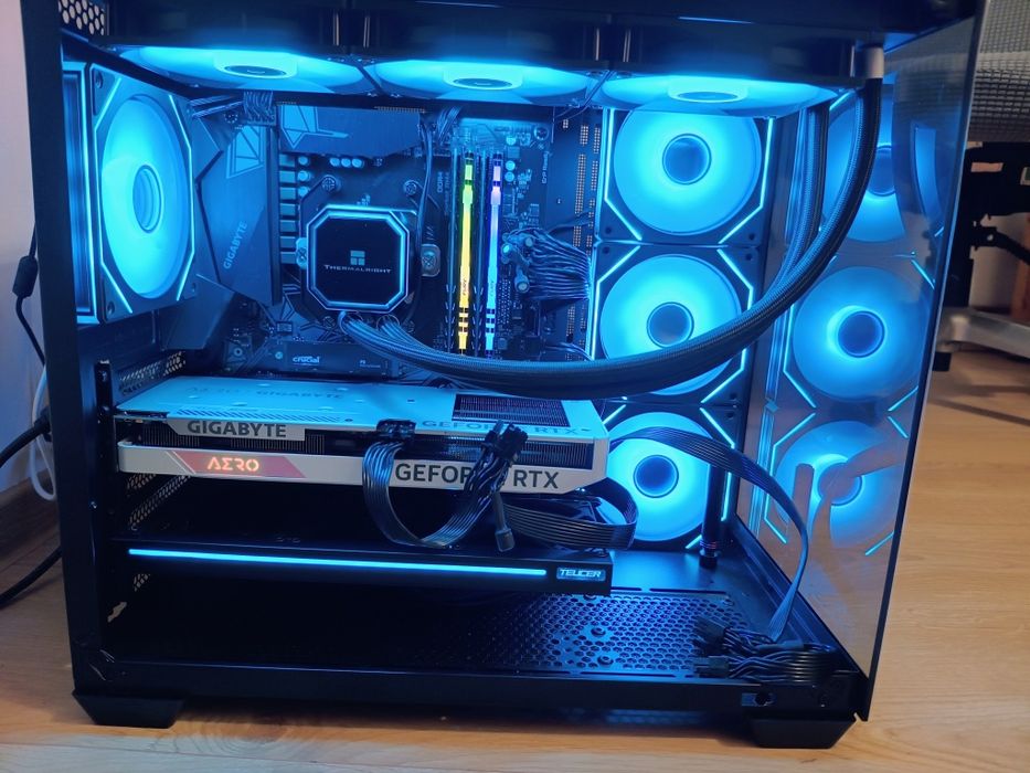 Vând PC Gaming Ryzen 7 5800x +RTX 4060 Aero +16gb DDR4