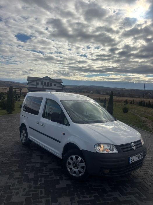 Vând vw Caddy 5 locuri