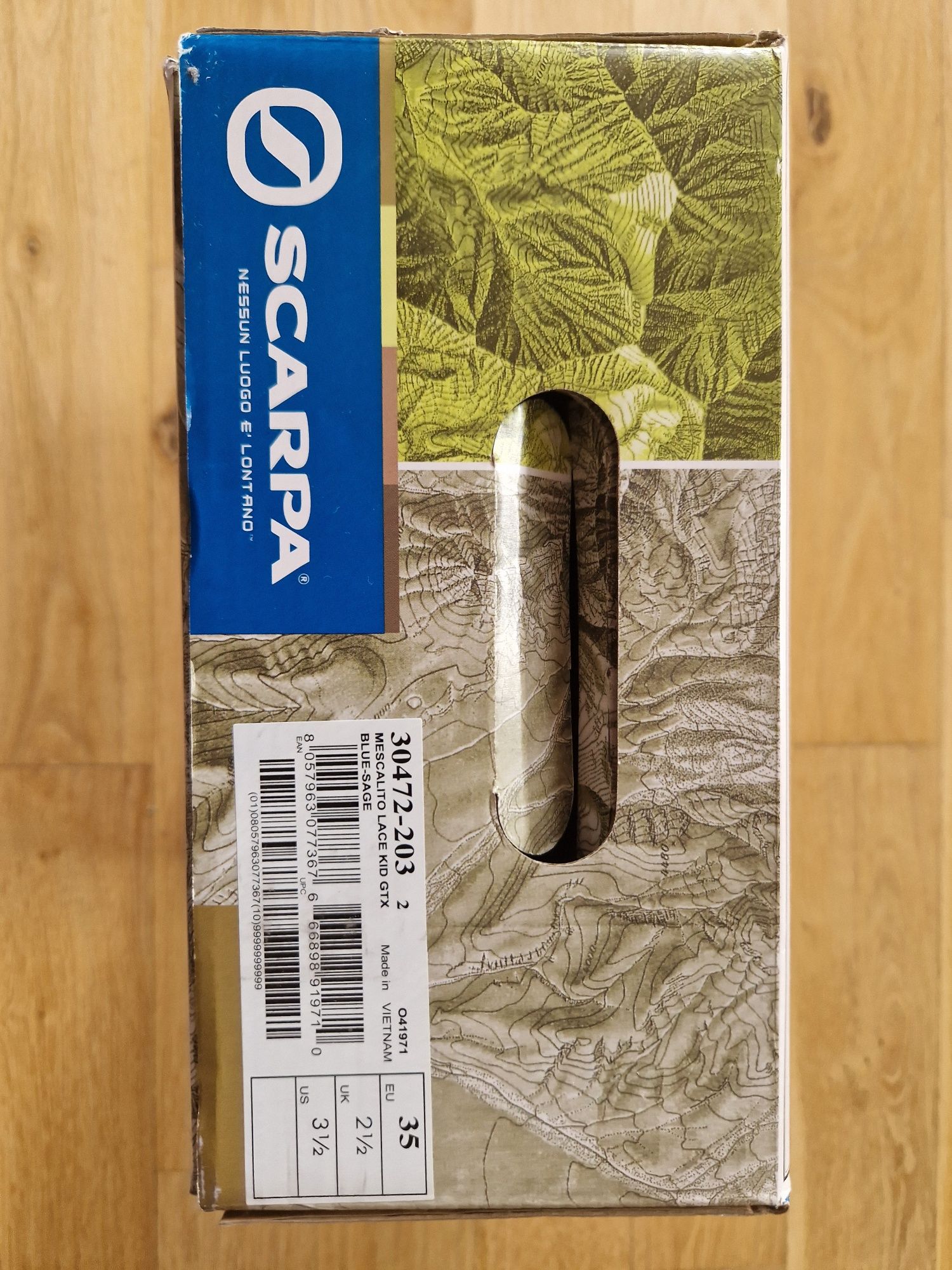 SCARPA Нови обувки номер 35