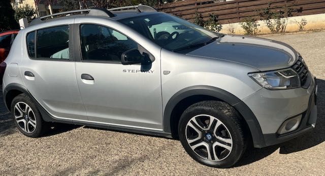 Sandero Stepway, unic proprietar