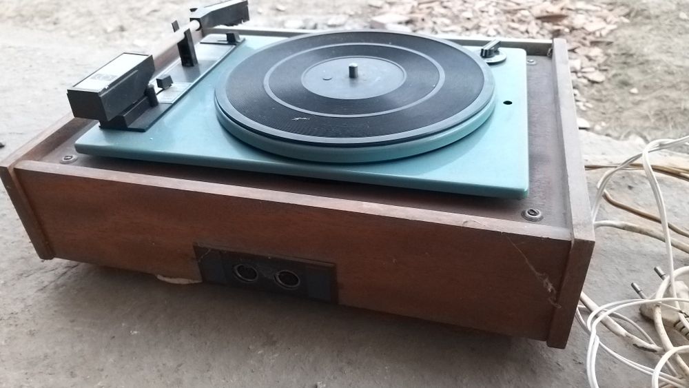 Pickup rusesc Acord 201 magnetofon scule vechi muzica unitra zk 120