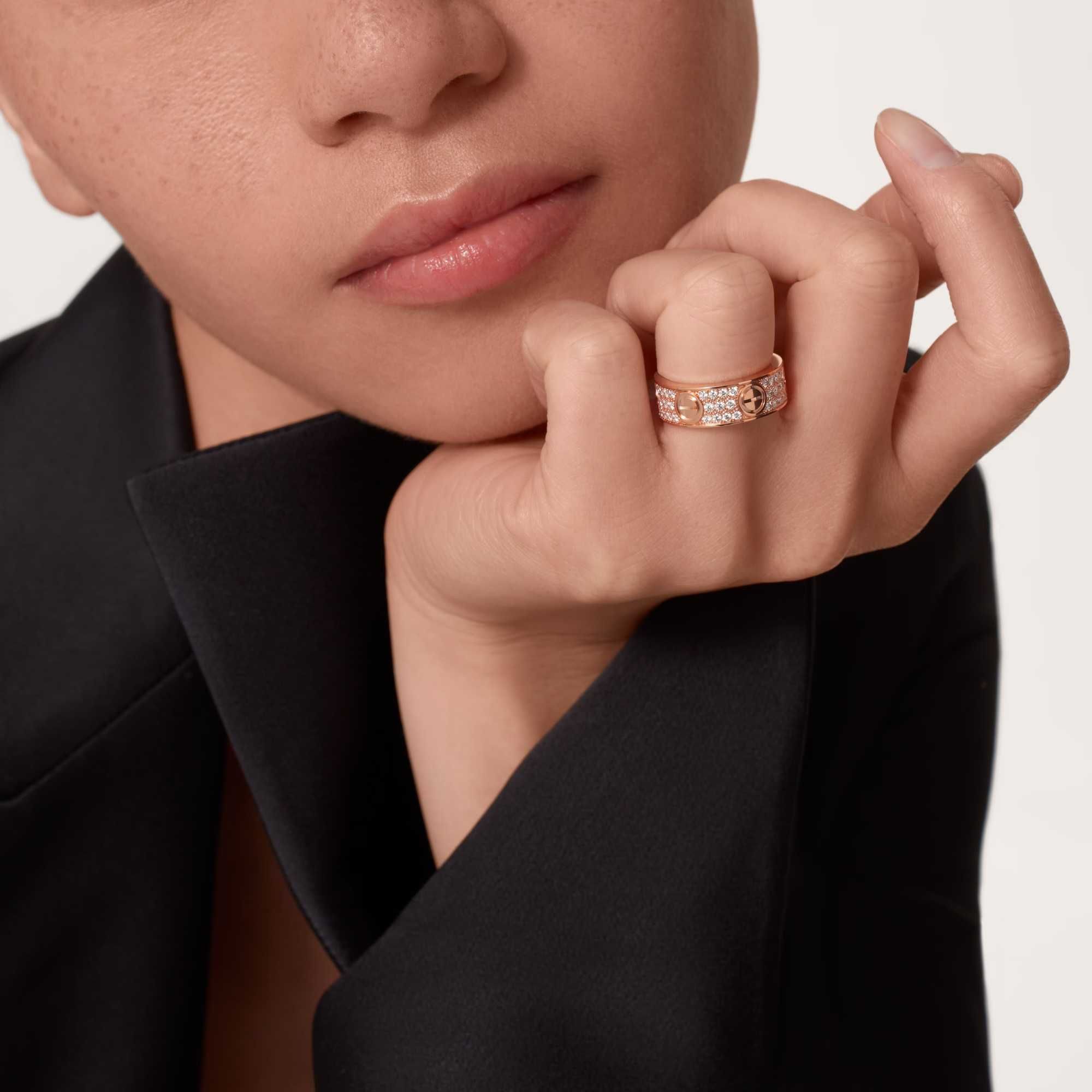 CARTIER Love Band Rose Gold Classic Model Paved Diamonds Пръстен