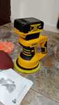 Șlefuitor orbital Dewalt.