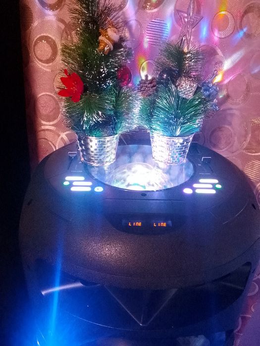 Vând boxa Akai cumpărată de o saptamana