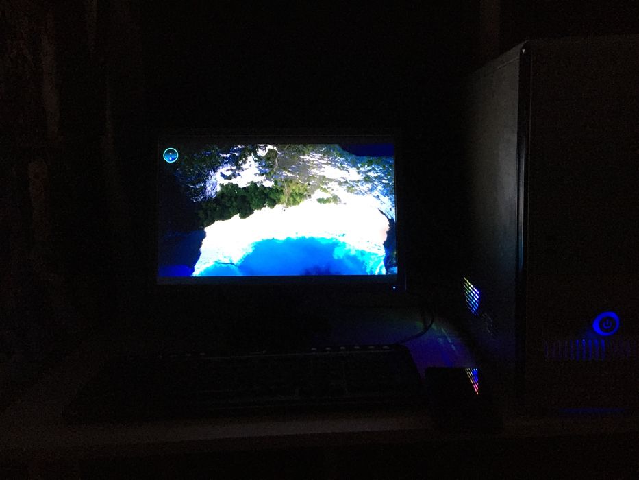 Компьтер core 2 duo e7500, 2gb ddr2, 8400gs, 320gb hdd